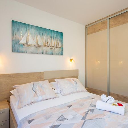 Mintos Luxury Resort Podstrana Cameră foto